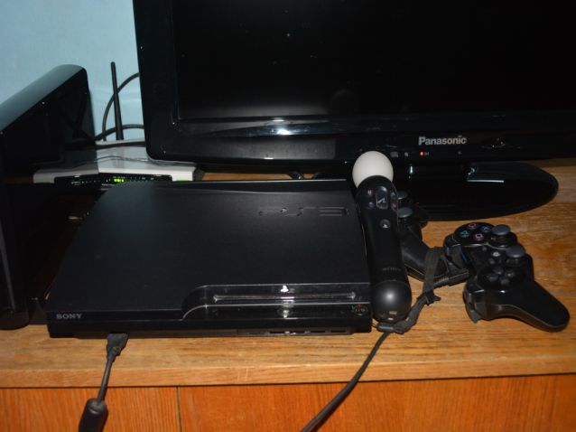 Sony PlayStation 3 Slim 