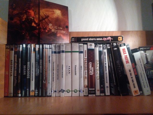 Gamer szentélyem bal oldala